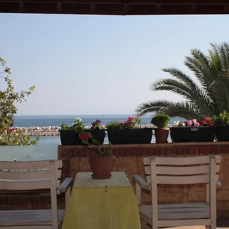 Hotel Gumus Ayvacik (Canakkale)